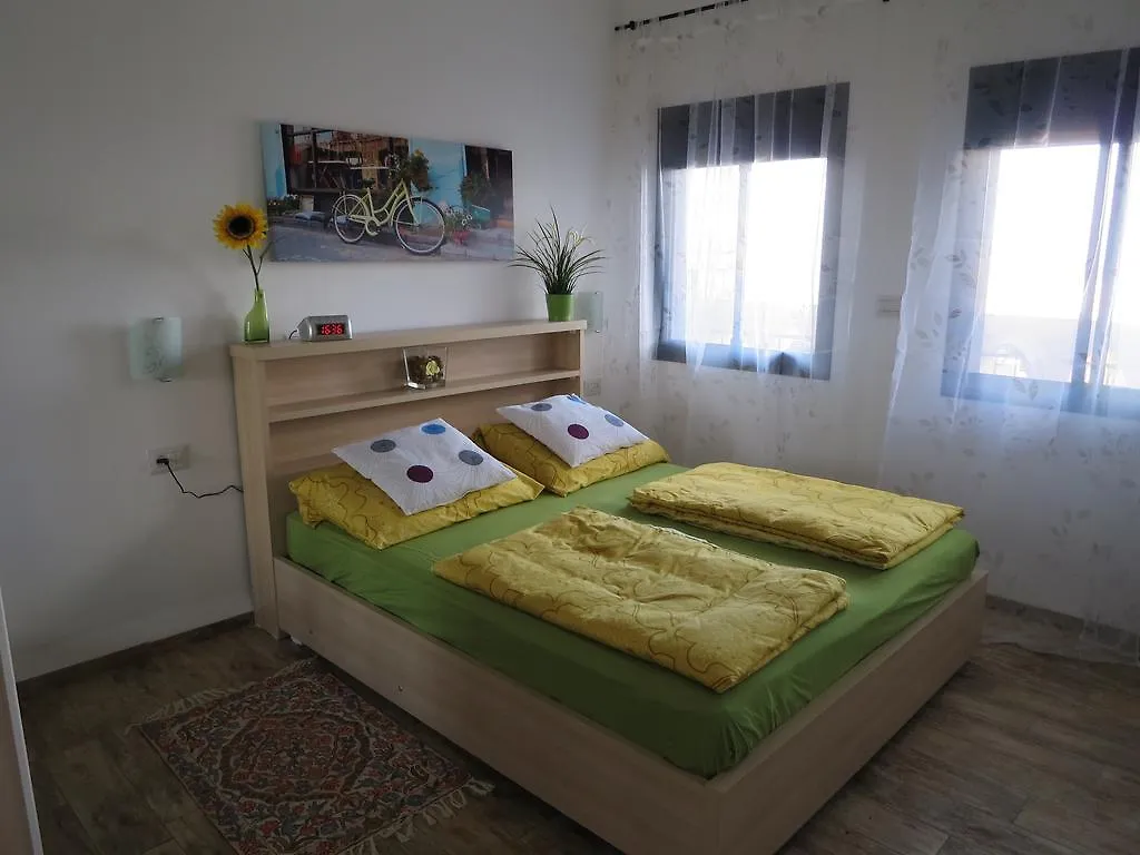 Apartment Hajfa 0*,